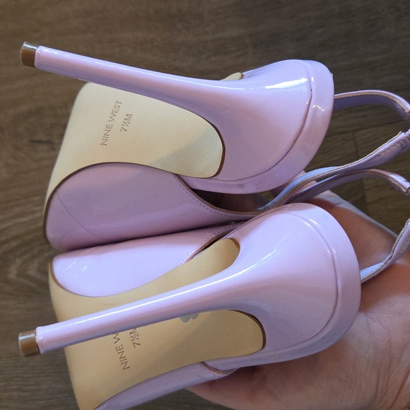 Nine West Women's Lavender Slingback Heels - Picture 4 of 5